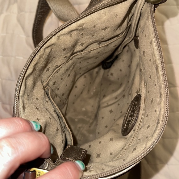 Gold fossil crossbody purse - Picture 4 of 4